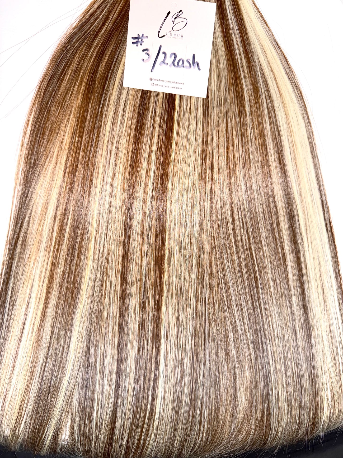 HAIR HUMAN EXTENSIONS TAPE IN