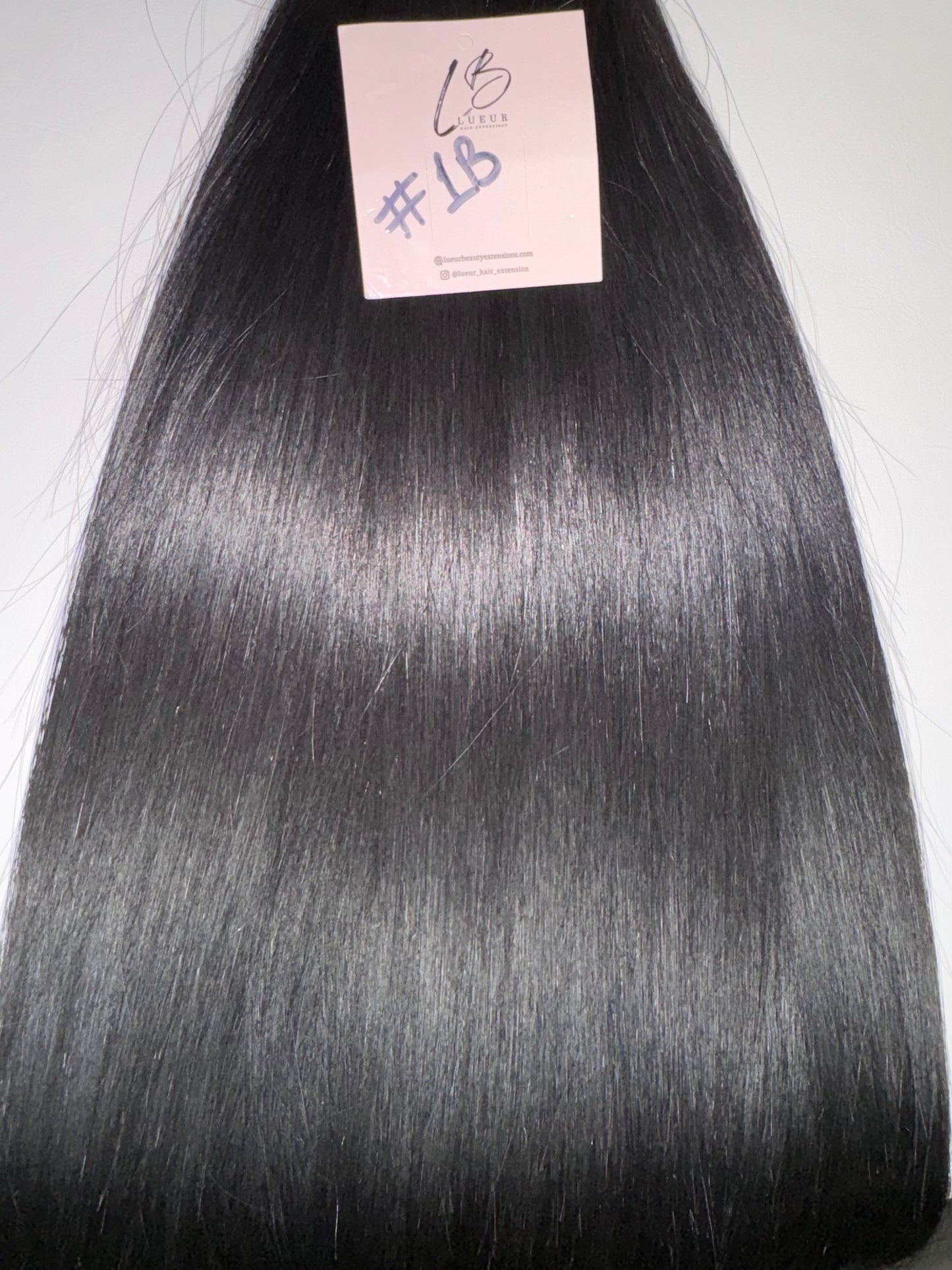 HAIR HUMAN EXTENSIONS TAPE IN